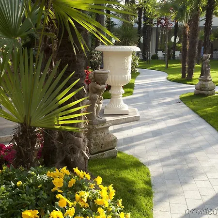 Hotel Grand Trieste & Victoria 5*