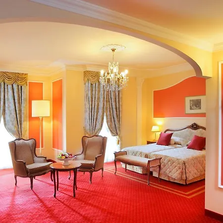 Hotel Grand Trieste & Victoria