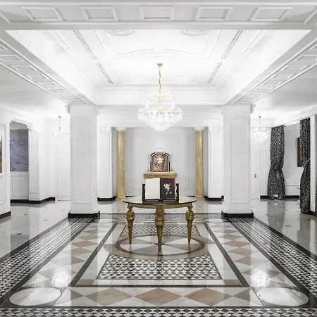 Hotel Grand Trieste & Victoria 5*