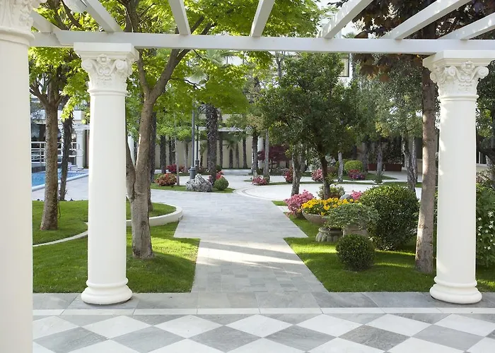 Hotel Grand Trieste & Victoria
