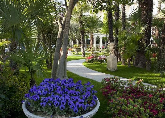 Grand Trieste & Victoria