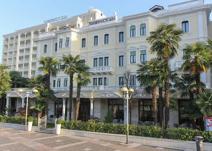 Grand Trieste & Victoria