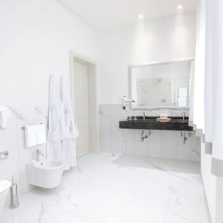 Grand Trieste & Victoria - Contemporary Thermal Luxury Hotel