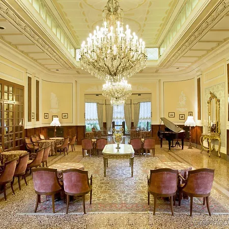 Hotel Grand Trieste & Victoria 5*