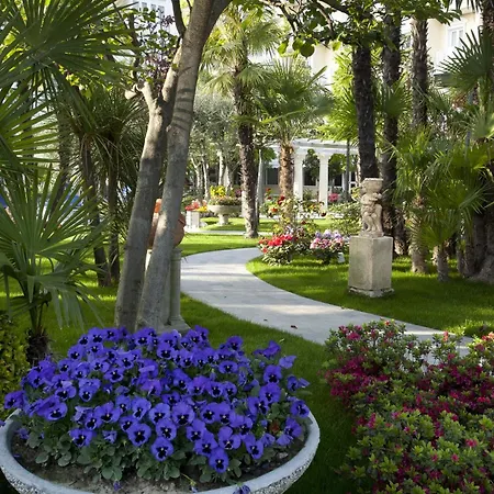 Grand Trieste & Victoria - Contemporary Thermal Luxury