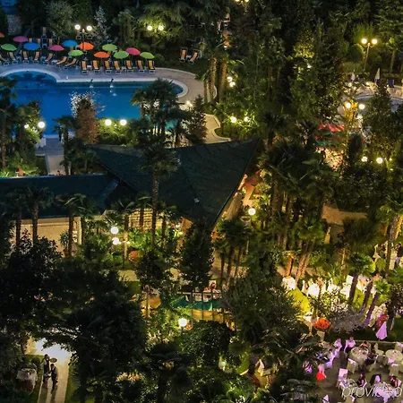 Grand Trieste & Victoria Hotel
