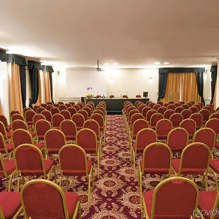 Grand Trieste & Victoria מלון אבנו טרמה