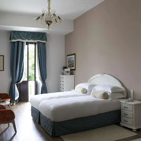 Grand Trieste & Victoria מלון