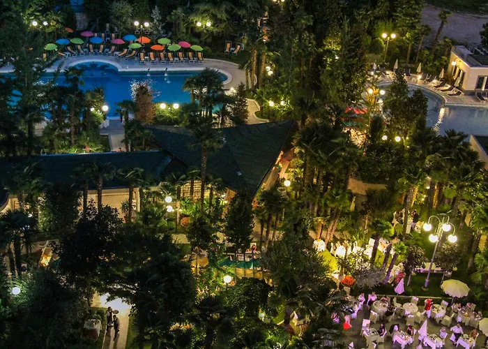 Grand Trieste & Victoria Hotel